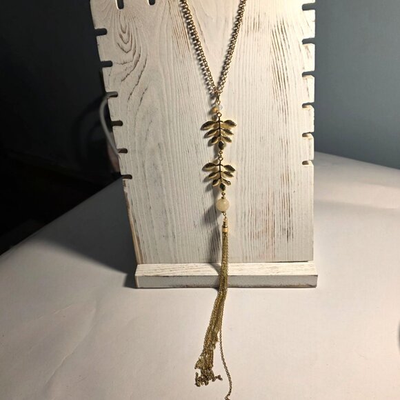 Gold tone Leaf Pendant Necklace Chain Tassel Bead Accent Lobster Clasp - Picture 1 of 7